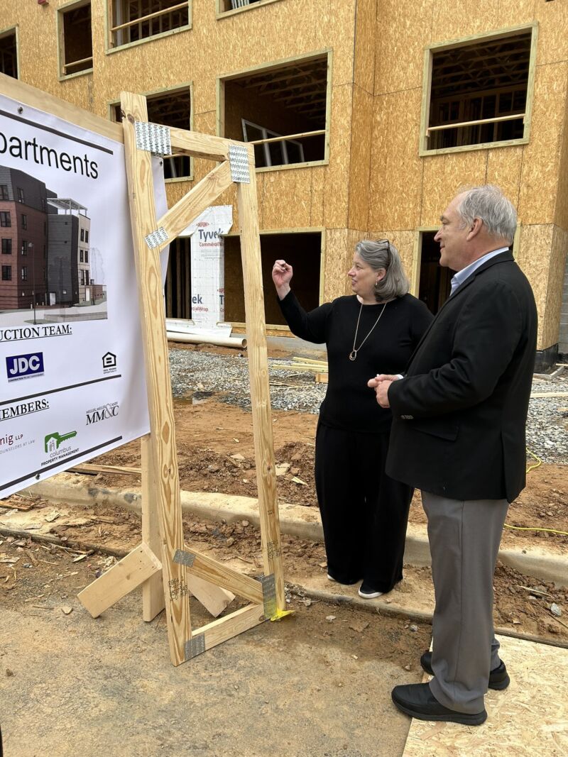 Image for the Tweet beginning: Signing the beam and celebrating