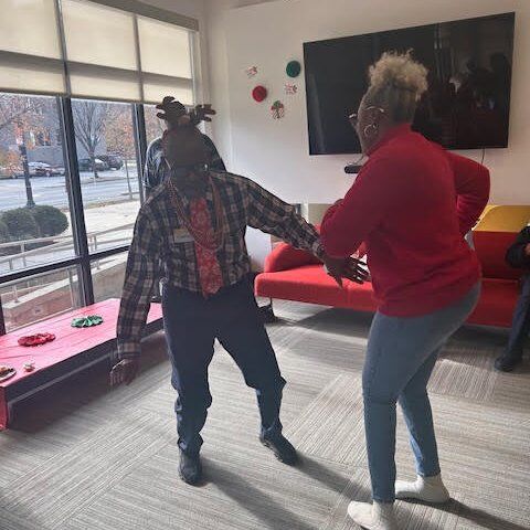 Image for the Tweet beginning: Holiday cheer at The SeVerna