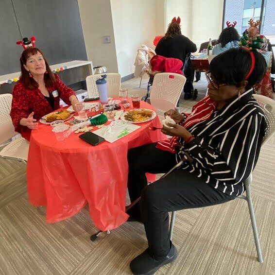 Image for the Tweet beginning: Holiday cheer at The SeVerna