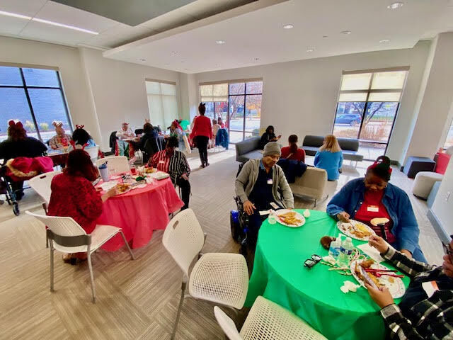 Image for the Tweet beginning: Holiday cheer at The SeVerna