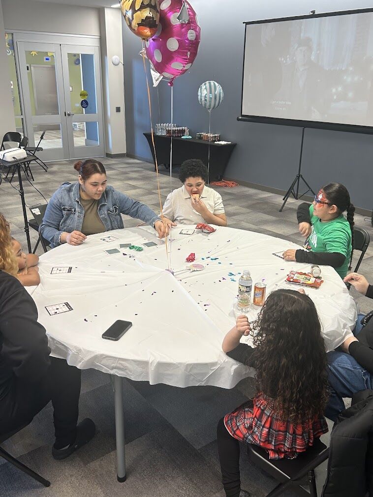 Image for the Tweet beginning: Holiday celebrations are underway!

Last Saturday