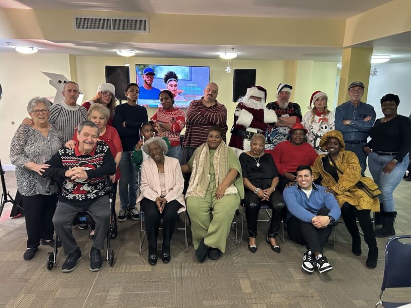 Image for the Tweet beginning: Tis the season!  

Residents