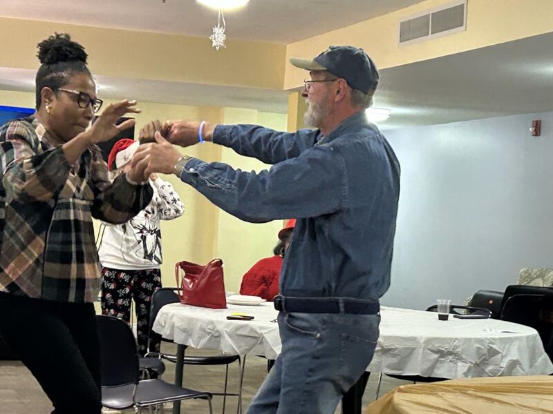 Image for the Tweet beginning: Tis the season!  

Residents