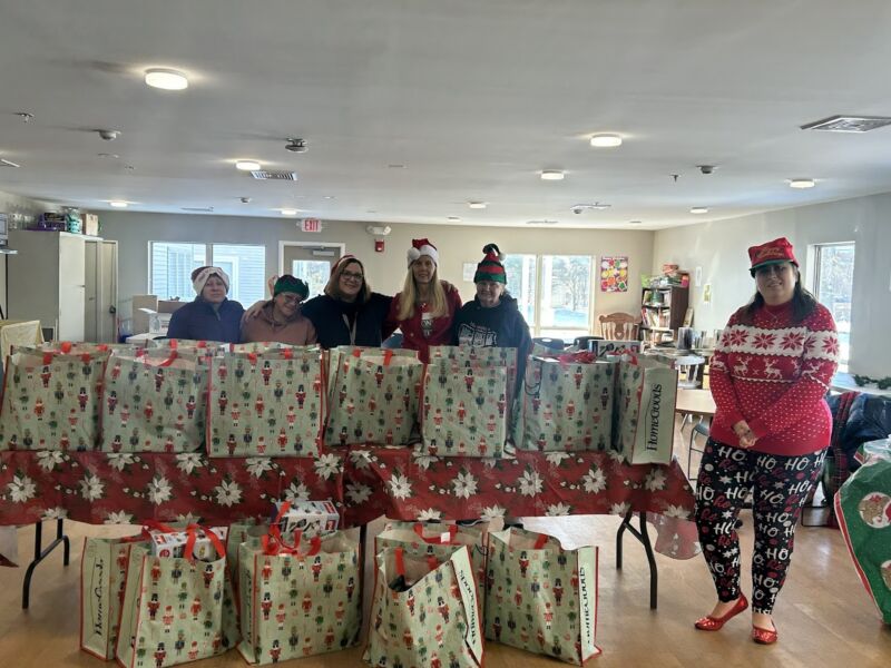 Image for the Tweet beginning: The holiday cheer was everywhere